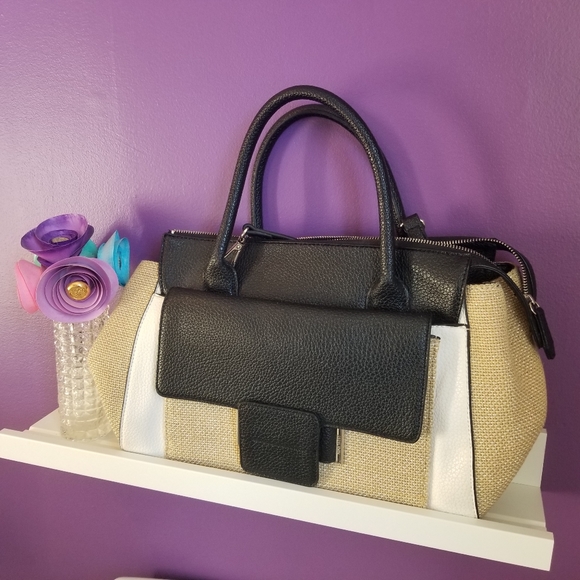 ⭐HOST PICK⭐ Nine West Faux Leather Satchel - Picture 1 of 12